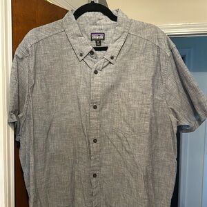 Patagonia shoert sleeve buttoned down xxl